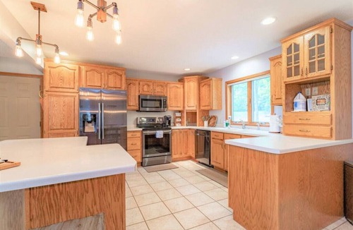 Mosinee House | Pet-Friendly Mosinee Retreat w/Private Dock!