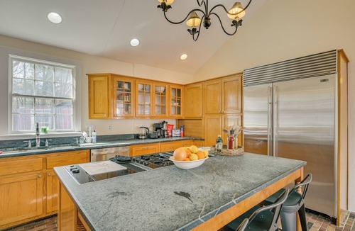 Dover House | Pet-Friendly Yard: Boston Area Home Near Gillette