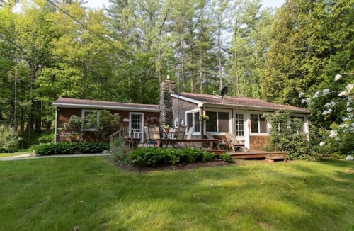 New Marlborough Cottage | Pine View Cottage, Berkshires Getaway Lake Buel w/lake rights. Pet friendly!