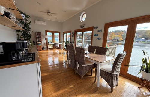 Windham Cottage | Ponder Point waterfront cottage