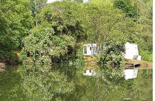 Town of Burns Apartment | *"Pondside Camper Haven: Full Hookups + Hot Water! Near Letchworth State Park