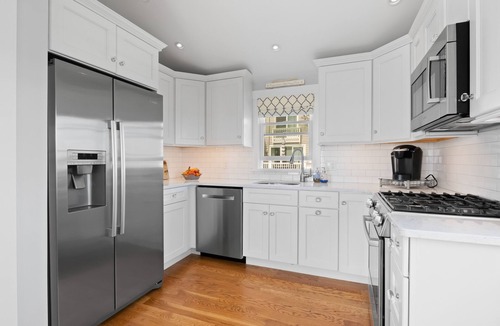 Popponesset House | Popponesset Waterfront - Beachfront Home, 3 bedrooms, 2 baths, sleeps 6, A/C