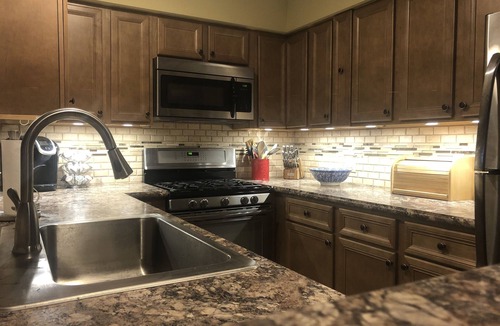 Killington House | Premier ski/in/out Killington/Sunrise townhome 3BDR/Sleep6 spa/gym/holiday rates