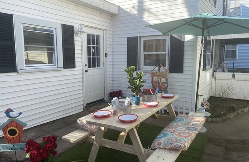 Onset Cottage | Pristine beach cottage just steps from the beach!