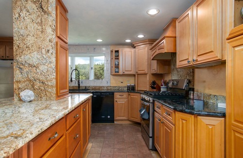 Sand Lake House | Private 80-Acre Getaway Farmhouse, Barn, Pond & Hot Tub