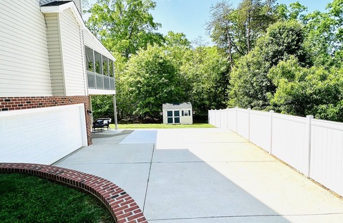 Evington Apartment | Private apartment that includes laundry facilities.Minutes from LU!
