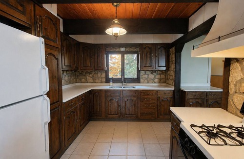 Ely Cabin | Private Architectural Waterfront Lodge on Eagles Nest #2