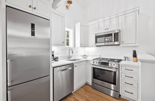 Rosemary Beach House | PRIVATE BEACH/POOL ACCESS-Pristine Condition-Close to Town Center/Beach-2 Bikes