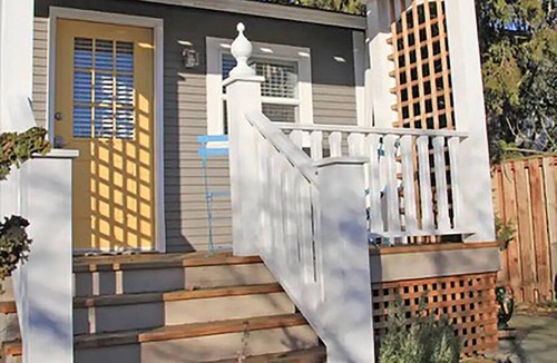 Woodlawn Apartment | Private, cozy, airy garden studio suite, for 1 or 2 guests