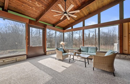 River Hills House | Private Indoor Pool Retreat, Theater Room, Sleeps 16, Near Milwaukee