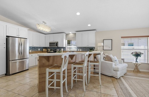 New Smyrna Beach House | ☀️Private Pool/Hot Tub | Pet Friendly | Amazing Outdoor Spaces | Sip of Sun☀️