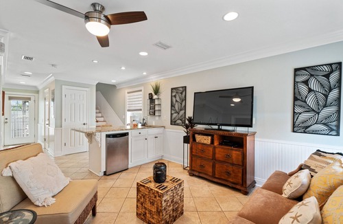 San Juan House | Private Pool Less than a Minute to the Beach! Private Access.