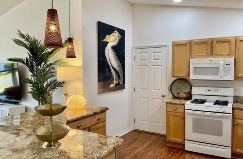 Summerhill House | Private Pool Oasis + Hot Tub ,Quiet Luxury in The Villages, Pet Friendly
