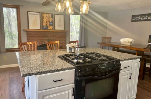 Birch Hill House | Private-Spacious-Hot Tub-King Bed-Games Room