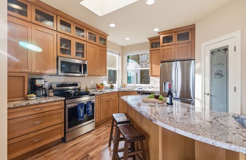 Tacoma House | Puget Sound Waterfront, Kayaks + Mt Rainier, 3BR