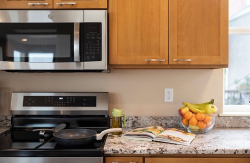 Tacoma House | Puget Sound Waterfront, Kayaks + Mt Rainier, 3BR