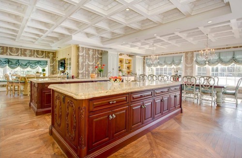 Matinecock House | Pure Luxury living In This 12,000 SF Estate