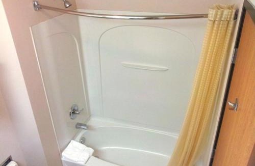 Hamilton Hotel | Quality Inn Hamilton