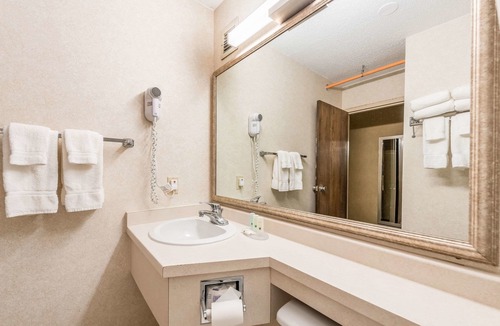 Brainerd Hotel | Quality Inn & Suites Brainerd