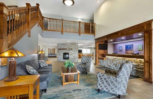 Fort Madison Hotel | Quality Inn & Suites Fort Madison near Hwy 61