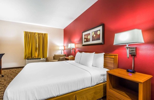 Springfield Hotel | Quality Inn & Suites