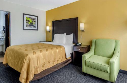 Verona Hotel | Quality Inn Verona - Staunton North