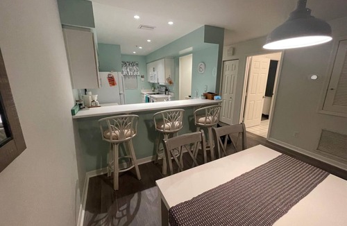 New Smyrna Beach Condo | Quiet ground level condo-minutes from Dunes Park and the beach!