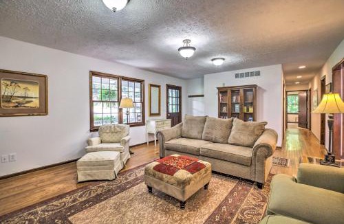 Acworth House | Quiet Home w/Fire Pit - 1 Mi to Downtown Acworth!