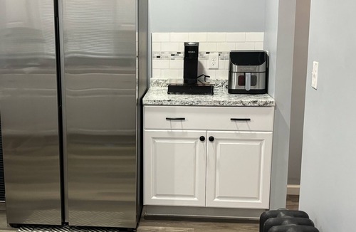 Springfield House | Quiet Neighborhood-5BR near Big E, Mass Mutual, Six flags