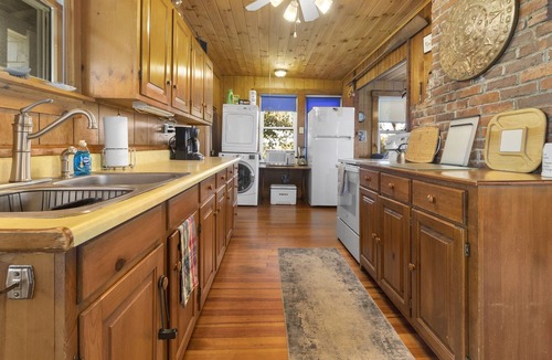 Cape Neddick Cottage | Quintessential Oceanfront Cottage