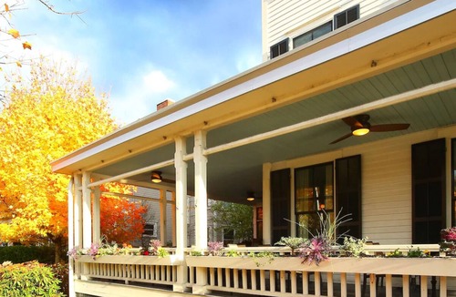 Milford House | Refined Retreat near Delaware Water Gap - Foodies & Outdoor Enthusiasts