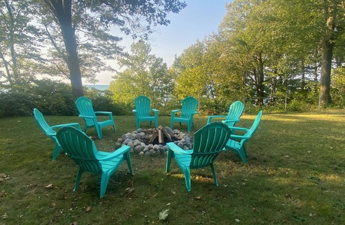 Lakeside House | Relax on your own private beach on stunning Lake Michigan