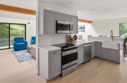 Stowe Area House | Renovated-Spacious Home ideally located in the middle of Stowe