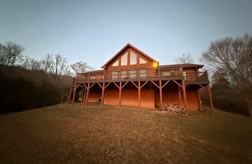 Stokes Cabin | Retreat at Hanging Rock, Steps from the Dan River!