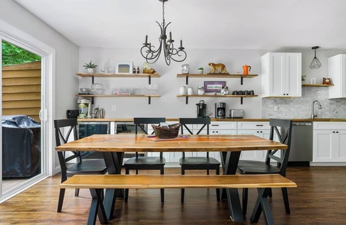 Clemson House | Retreat at Rose Hill, close to Clemson University!
