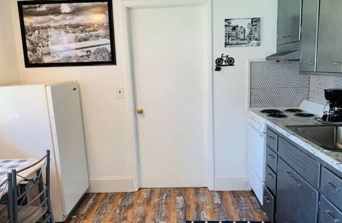 Appleton Apartment | Ritchie Village, the Bicycle Bungalow