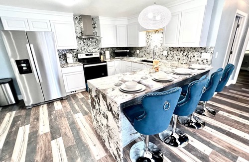 Appleton Apartment | Ritchie’s Residence of Kensington: Cinderella Suites