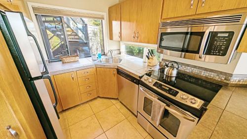 Century West Apartment | River Ridge 324A