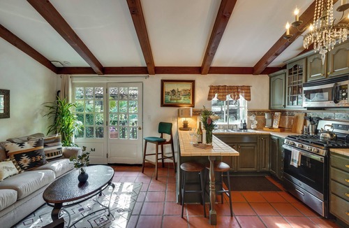 Silverado Apartment | Romantic Retreat at Rancho Las Lomas: Pet Friendly