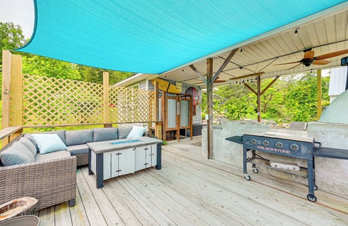 Ronda House | Ronda Home w/Hot Tub + Fire Pit, Near Wineries!