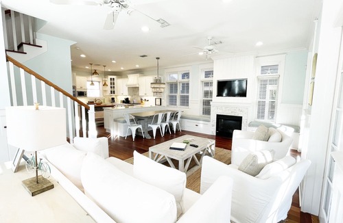 Seagrove Beach House | Rooftop Deck W/Town Views, + 2 Adult Bikes! - Pet Friendly