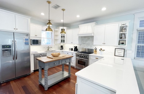 Seagrove Beach House | Rooftop Deck W/Town Views, + 2 Adult Bikes! - Pet Friendly