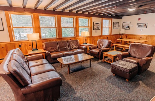Pinkham's Grant Condo | Room, Double Bed, Shared Bathrooms