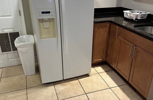 Mount Vernon Triangle Apartment | Roomy Downtown TH Apt near tourist sites
