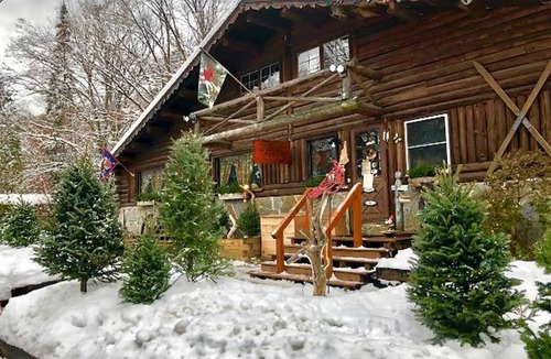 Lisbon House | Rustic Studio Cabin Rental in the Heart of the White Mountains in New Hampshire