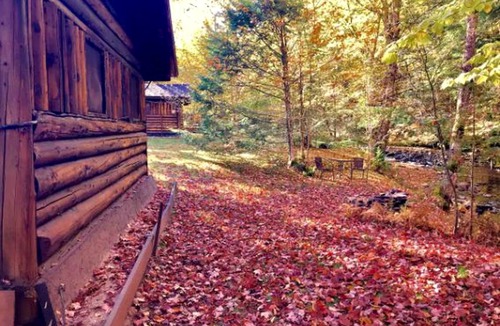 Lisbon House | Rustic Studio Cabin Rental in the Heart of the White Mountains in New Hampshire