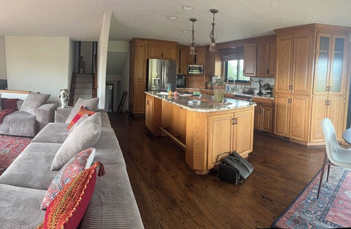 Enumclaw House | Rustic villa vacation rental near Mount Rainier with farm charm,