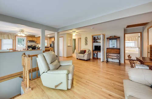 Paddock Lake Cottage | Salem Vacation Home w/Dock: Steps to Paddock Lake