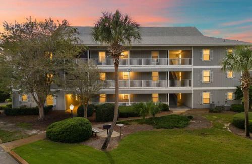 Seagrove Beach Apartment | Saltwater Therapy by Stay on 30a