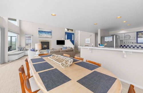 Kiwanda Shores House | Sand Dollar-huge views, lux home in the sand